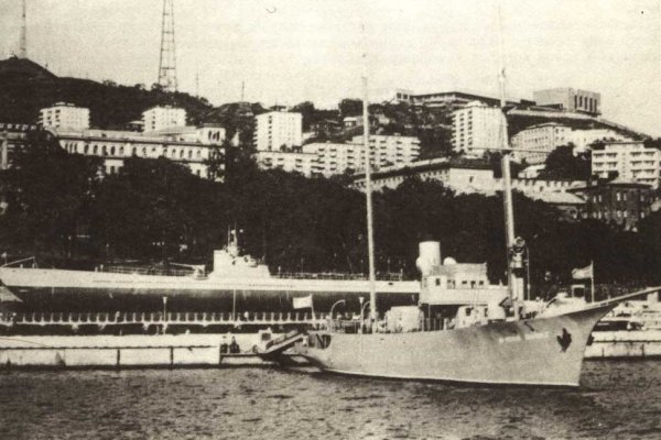 Корабль-музей «Красный вымпел». Владивосток. 1960-е годы.